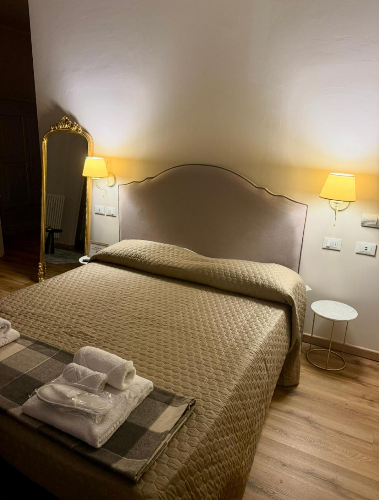 La Boutique By Rjgal B&B Florence Ngoại thất bức ảnh