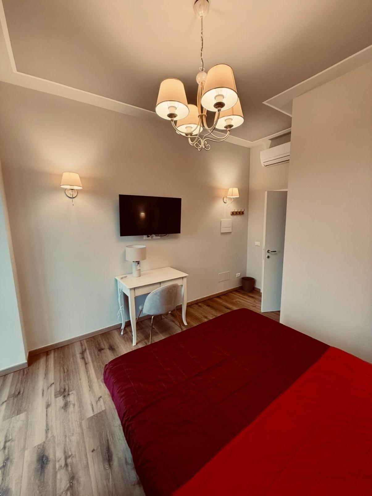 La Boutique By Rjgal B&B Florence Ngoại thất bức ảnh
