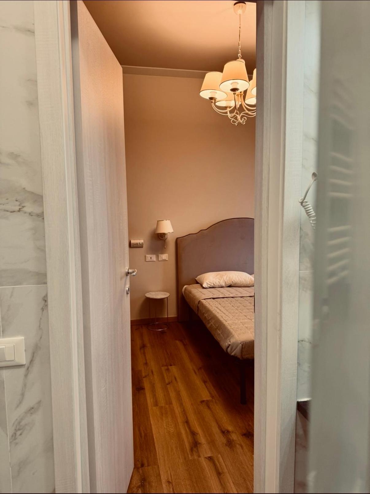 La Boutique By Rjgal B&B Florence Ngoại thất bức ảnh