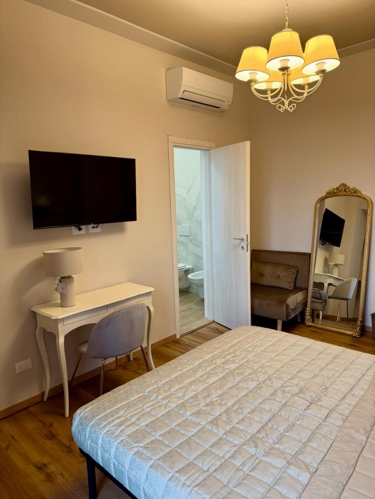 La Boutique By Rjgal B&B Florence Ngoại thất bức ảnh