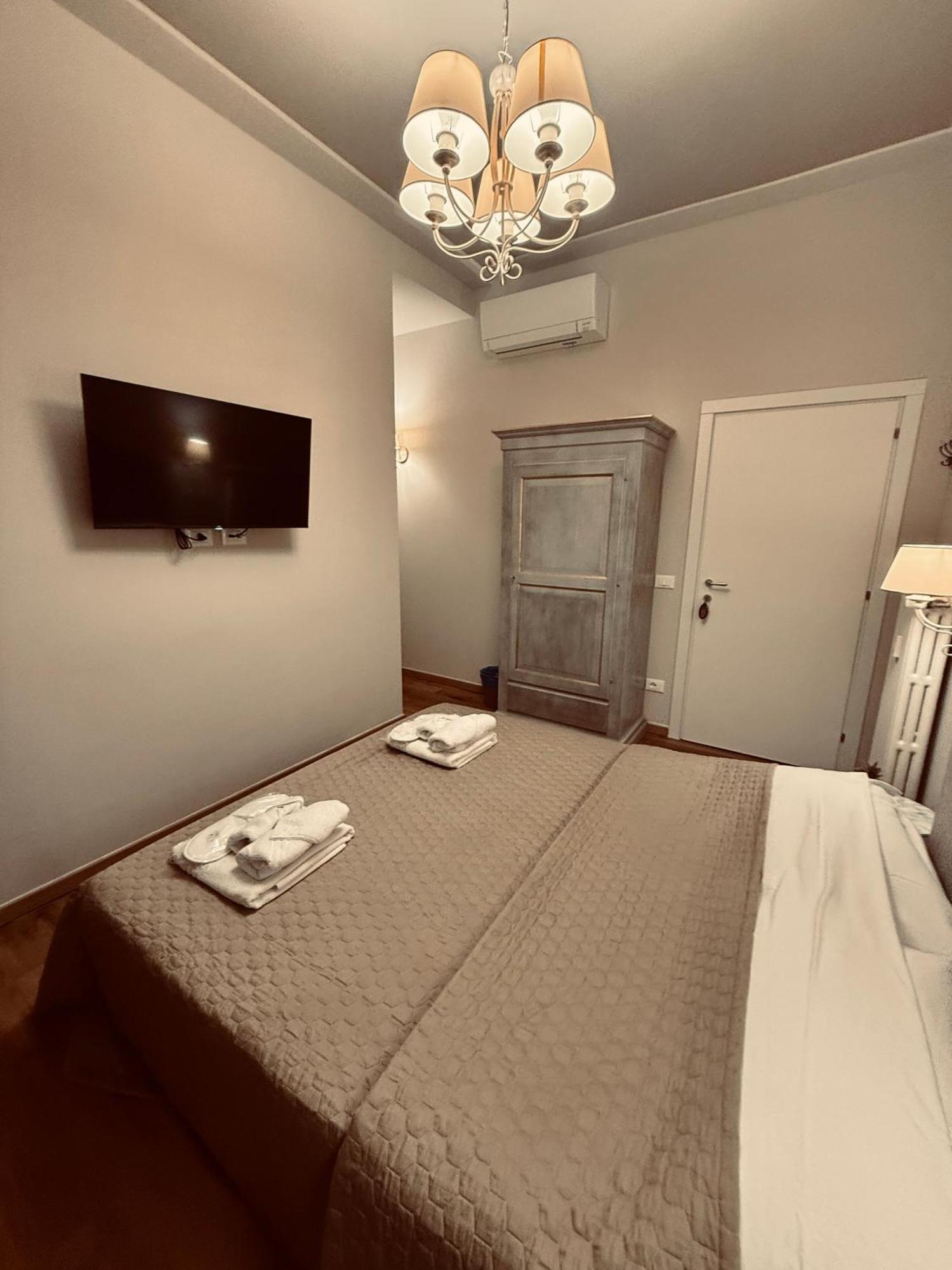 La Boutique By Rjgal B&B Florence Ngoại thất bức ảnh