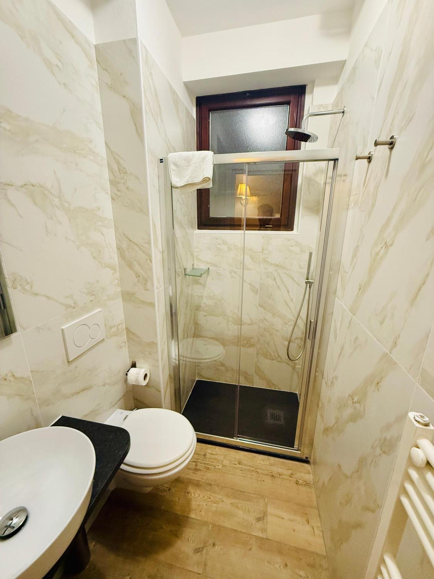 La Boutique By Rjgal B&B Florence Ngoại thất bức ảnh